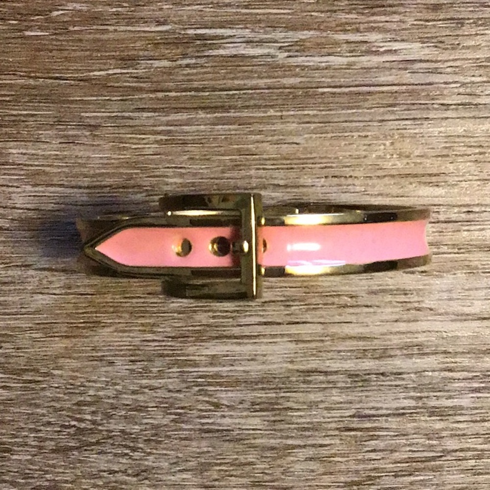 Bangle bracelet
